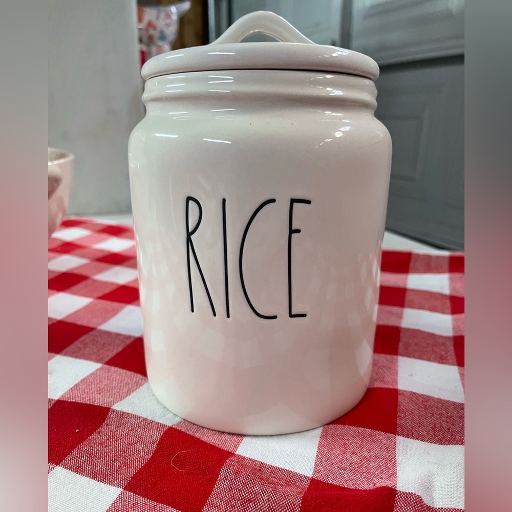 Rae Dunn canister